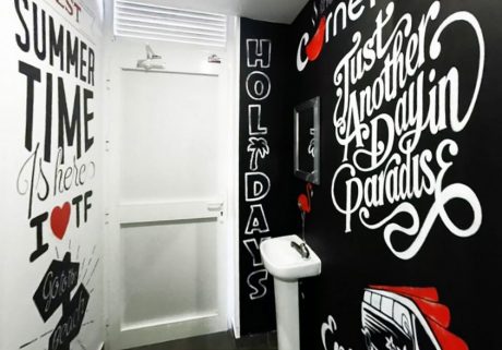 Murales-Rotulacion-diseño-decorativo-aseos-masquetiza